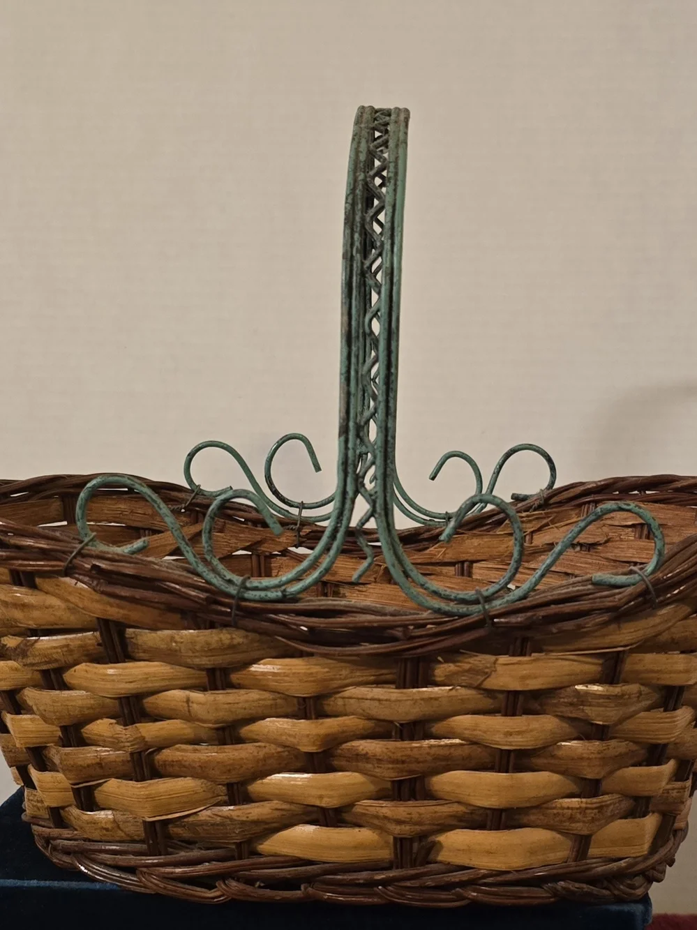 Vintage Farmhouse Wicker Basket with Green Metal Handle & Sunflower Accents